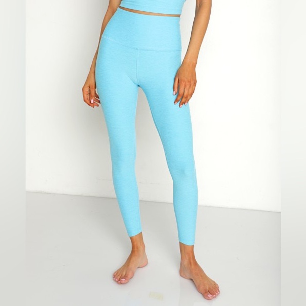 Beyond Yoga Spacedye Midi High Waisted Legging Capri Blue Grotto